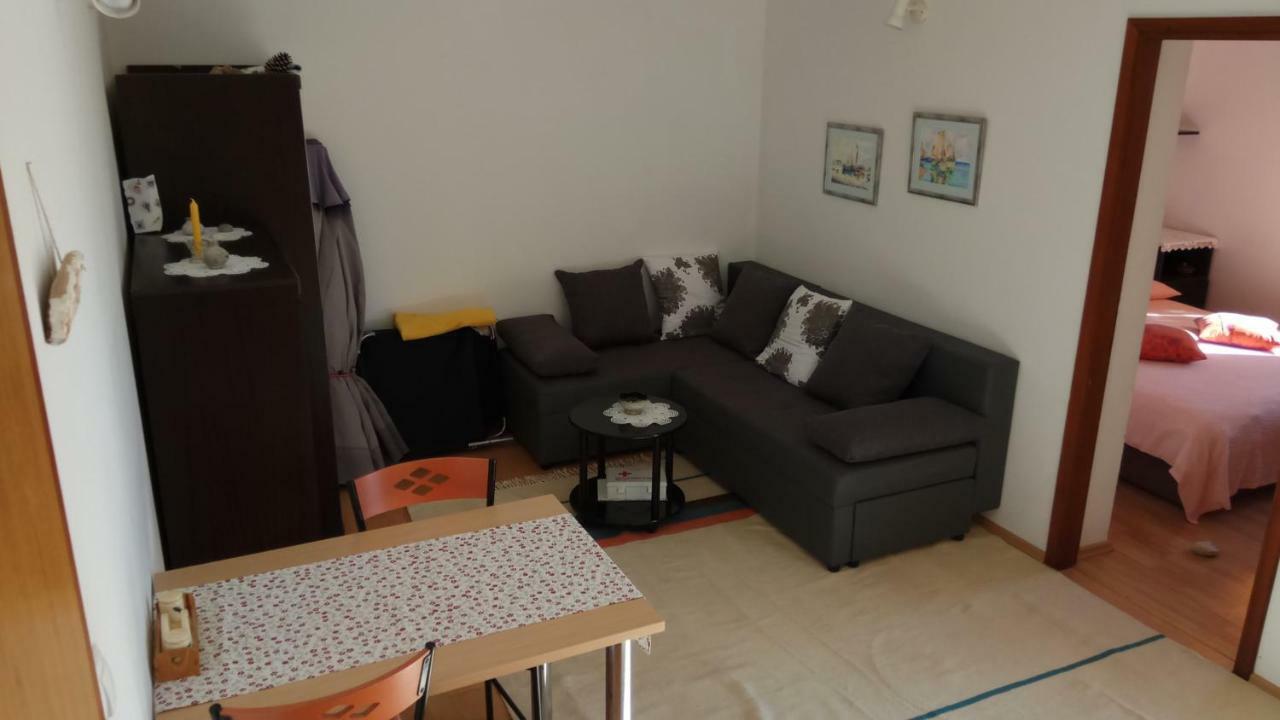 Apartments Stivic Pinezići المظهر الخارجي الصورة