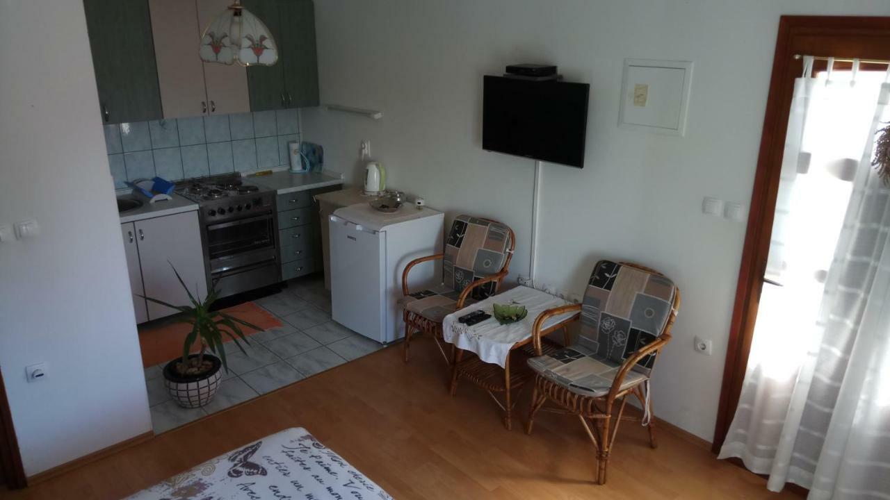 Apartments Stivic Pinezići المظهر الخارجي الصورة